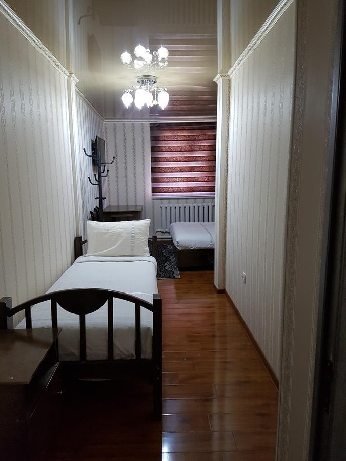 Datka Guest House Naryn Bagian luar foto