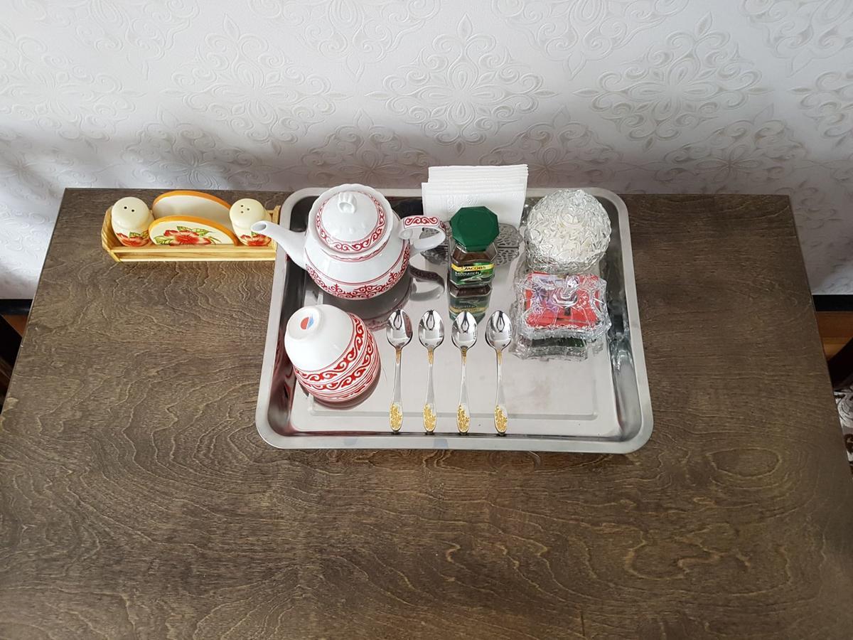 Datka Guest House Naryn Bagian luar foto
