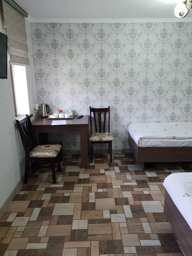 Datka Guest House Naryn Bagian luar foto